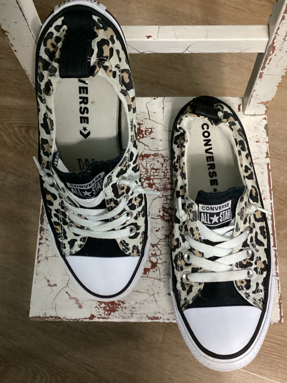 Converse Chuck Taylor All Star Leopard Print Low Top in Black and Beige 8